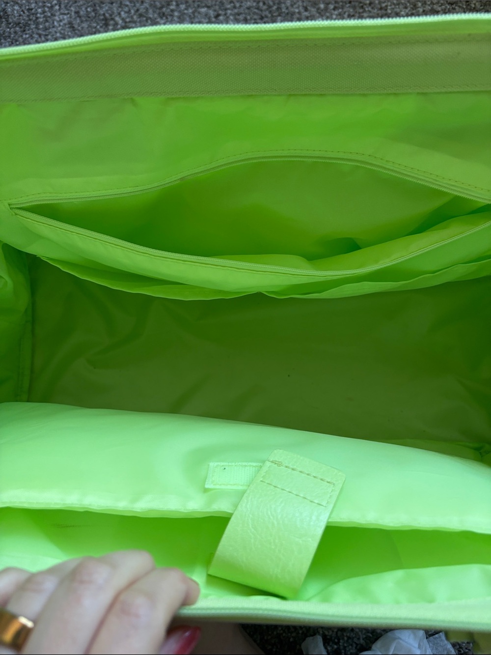Beis Orginal Weekender Lime Green Travel Duffle Bag - Picture 6 of 7